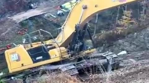 Minatori hanno volontariamente costruito una strada in una settimana