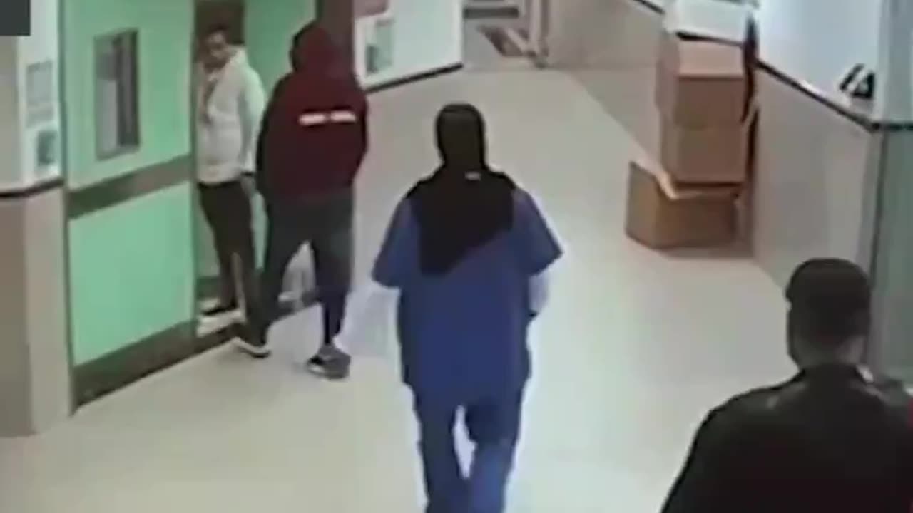 Israeli Forces Raid West Bank Hospital Disguised as Doctors and Civilians Kill Three Militants