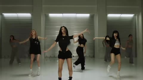 BLACKPINK - ‘Shut Down’ DANCE PERFORMANCE VIDEO