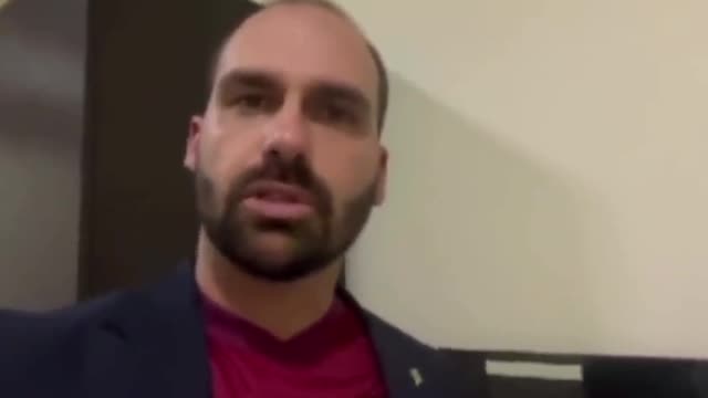 Eduardo Bolsonaro: Justifies his trip to Qatar to deliver files that show the situation in Brazil to international entities