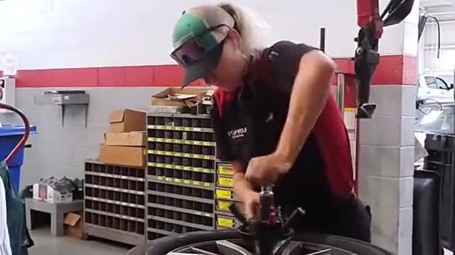 The tire scraper is very advanced. Does it save a lot of things?