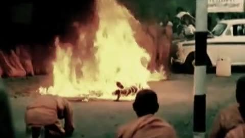 VENERÁVEL THICH QUANG DUC: Monge em chamas 1963 viatnã.