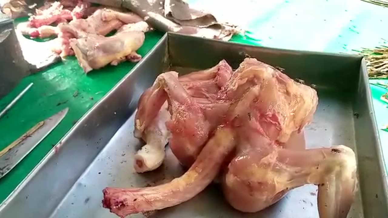 raw chicken cutting skills food of Karachi Pakistan