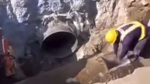 Horrible accident! Taiwan worker gets sucked in water pipe