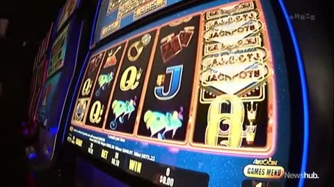 Govt promises to get tough on pokie machines, counsellors call for review of Gambling Act