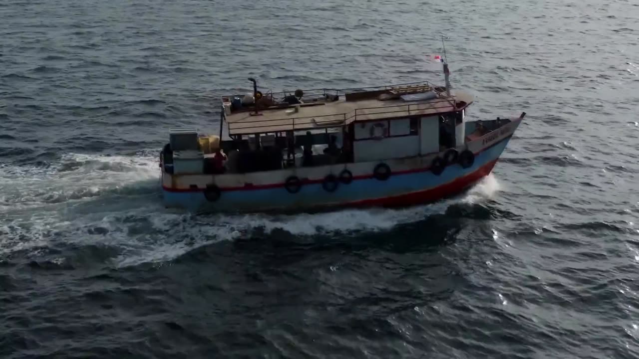 7 Days Stranded At Sea