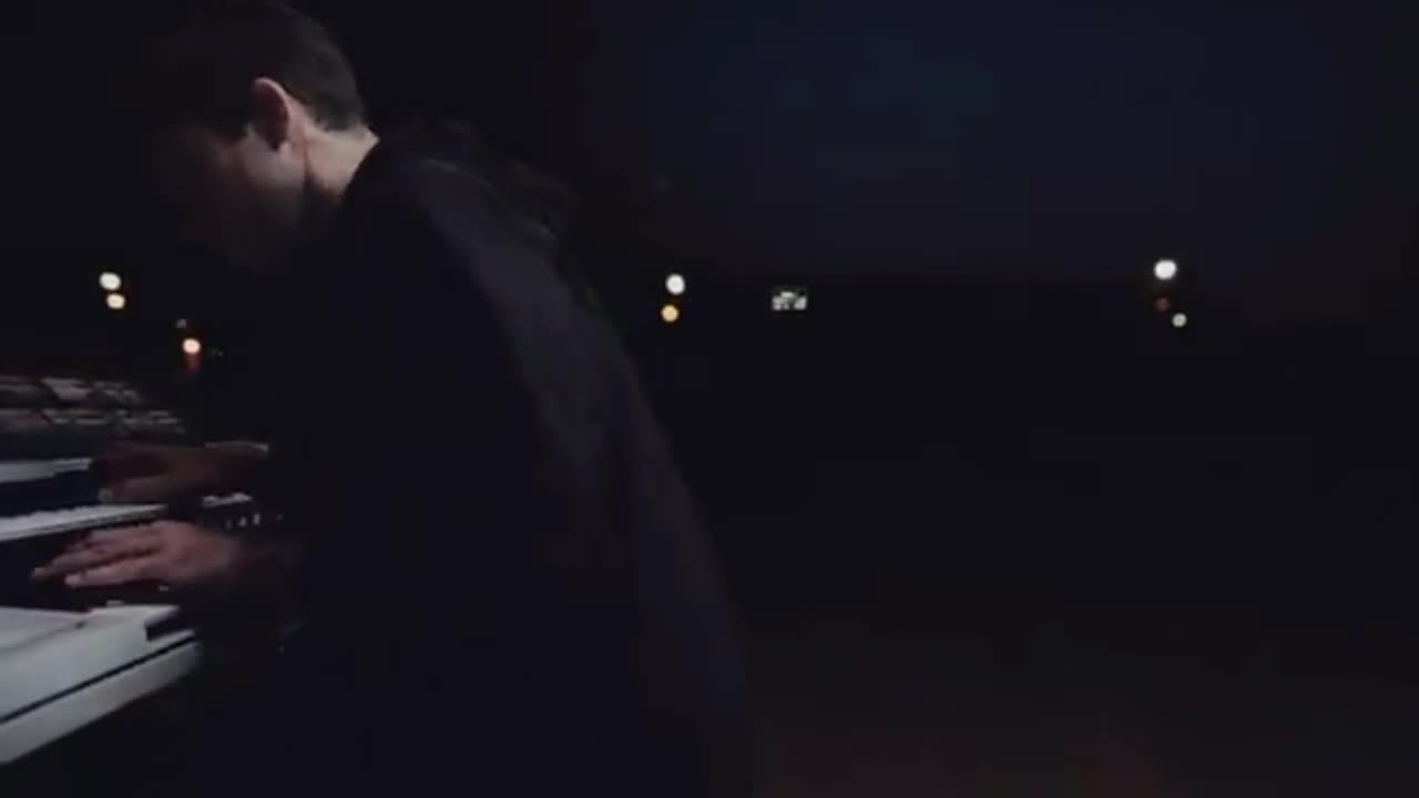 Justified & Ancient - The KLF MASHUP Dont Leave Me Lonely - Mark Ronson Fan Edit