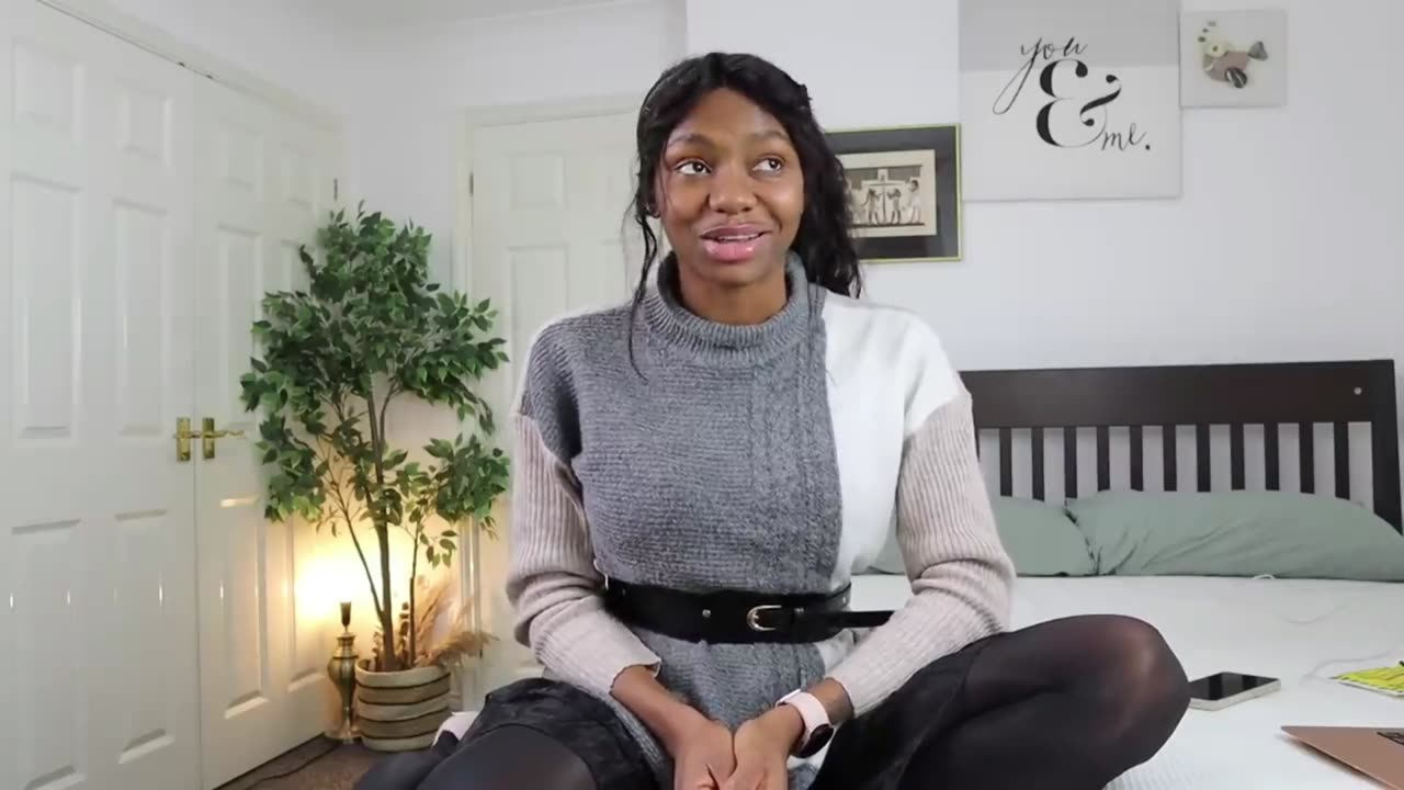 Things she does to make you know she wants you