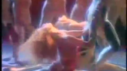 I want to break free-official video