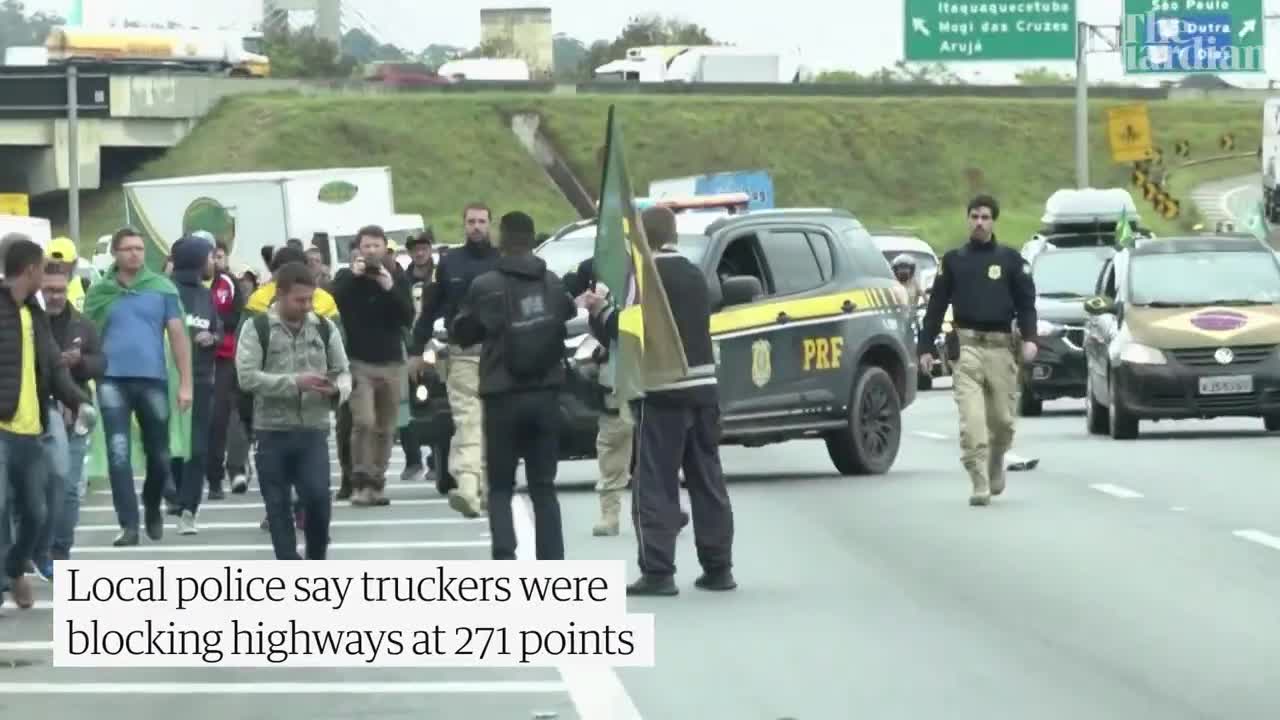 Brazil: Bolsonaro supporters block roads in protest against election defeat