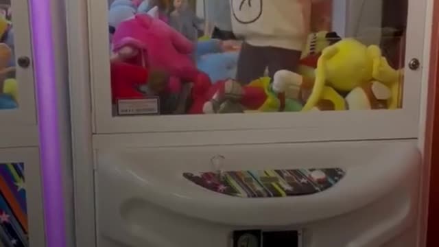 2-year-old 'very happy' as he finds way into claw machine