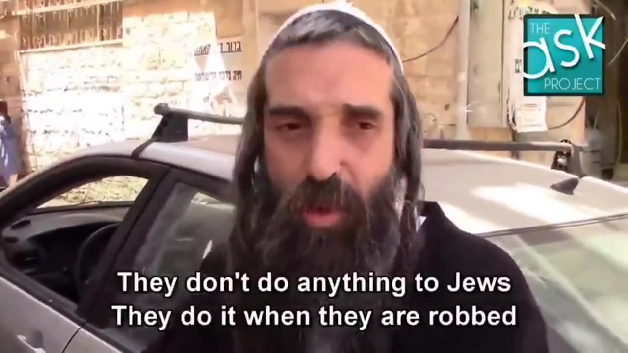 Hassidic man in Jerusalem gives very interesting answer on Muslims and secular Jews