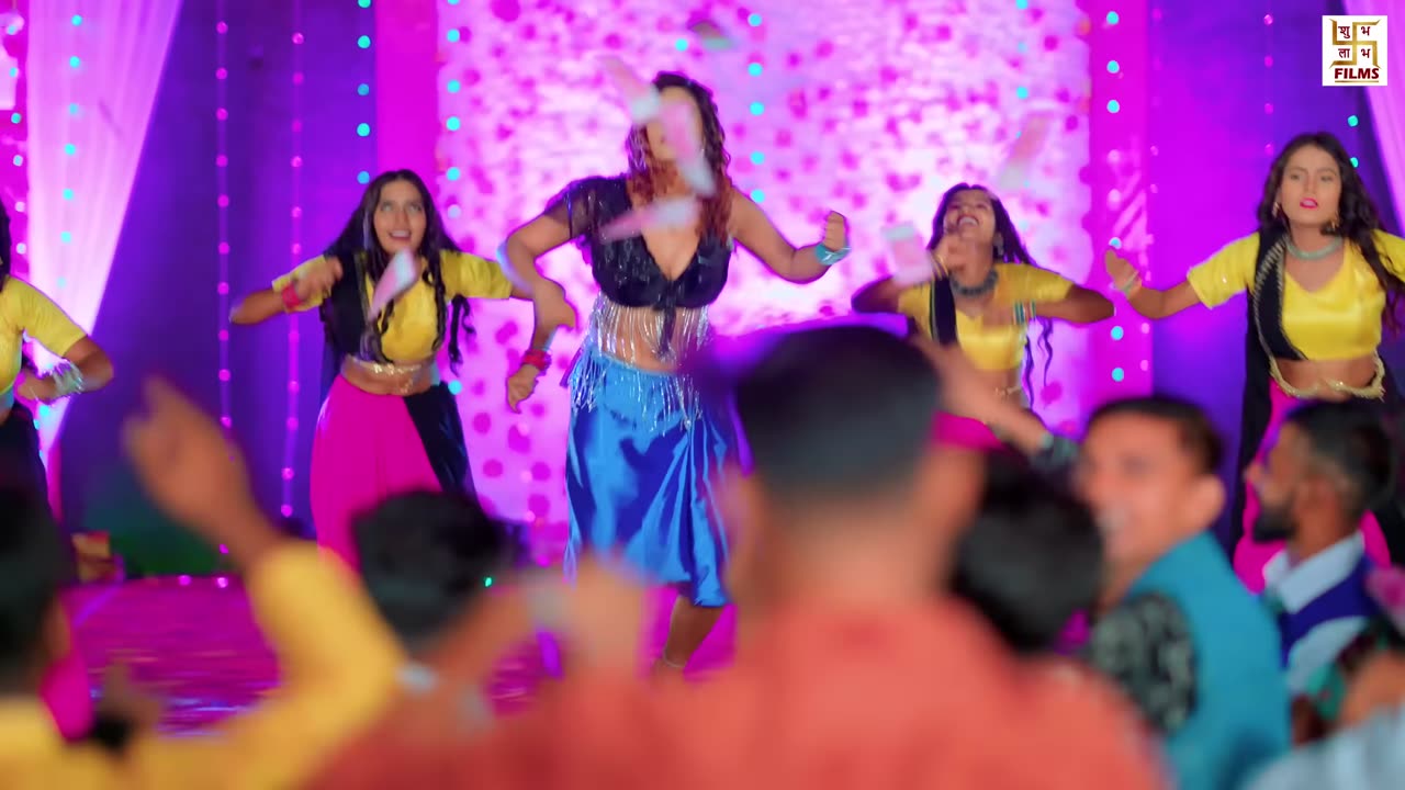 मालिक नाबालिक के जान लेबS का - पवन सिंह यह वीडियो पेट्रोल की तरह मार्किट में फ़ैल रहा ह