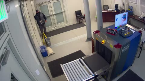 0971USCG00SouthTrailer_2021-01-06_04h00min00s807ms.mp4