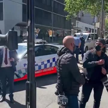 Cops Guard Union HQ In Sidney After Scuffle In Melbourne