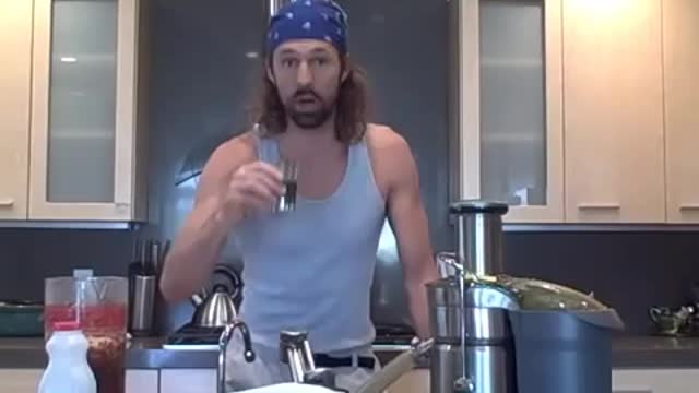 Chef BeLive is my RAW FOOD HOMEBOY a JUICING RECIPE a STORY from my PAST - Feb 20th 2010