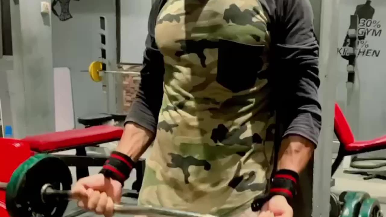 workout short #youtubefitness #workoutfor #workoutentertainment #foryou #growth #subscribers #9kview