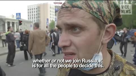 Ukraine escalating to the war. Weapons against protesters