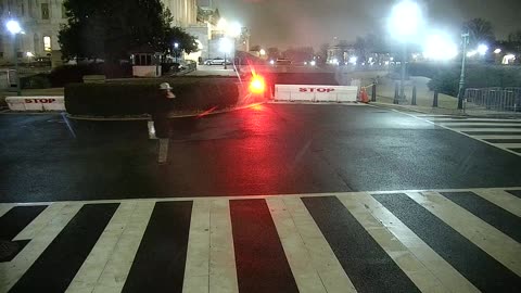 0687USCG00K25SouthBarricadePlaza_2021-01-05_20h39min45s410ms.mp4