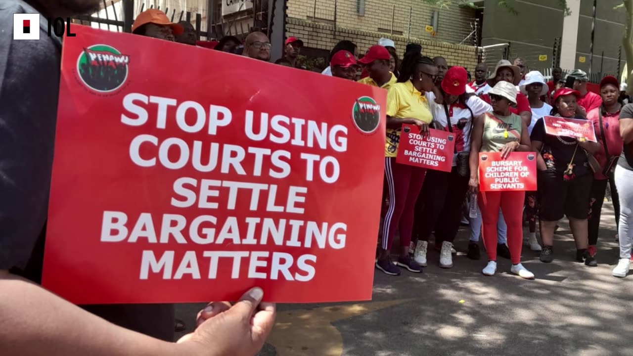 Watch: Nehawu Leads The Ongoing Union Strike