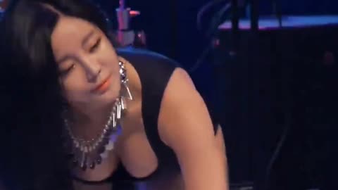 Chinese shots of the beautiful girls fun