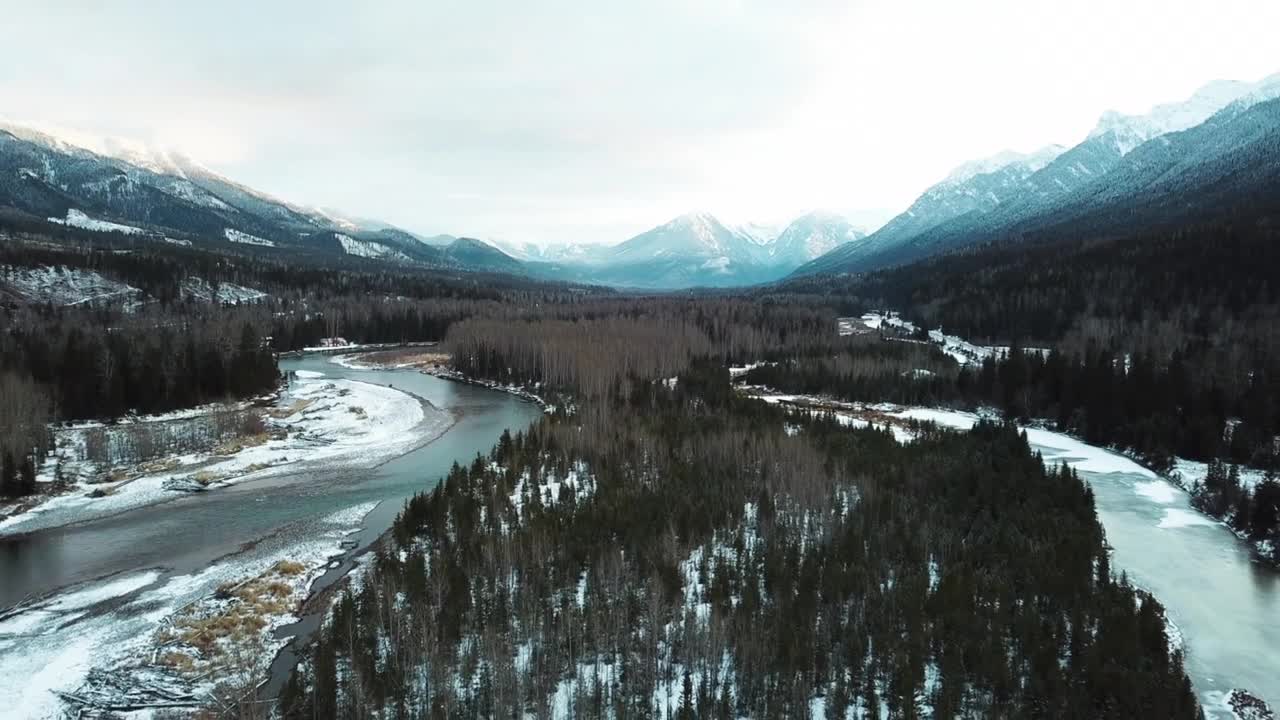 The Best Ski Resort in Canada You've Never Heard Of | Fernie, British Columbia