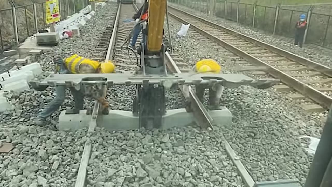 The ultimate train track remover!