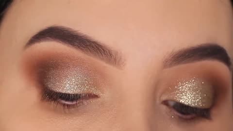 Classic golden glitter