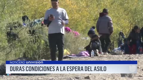 Acampan a la orilla del río Bravo: migrantes luchan contra el frío mientras esperan cita con CBP One