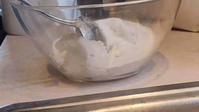Making your own natural toothpaste- fluoride free