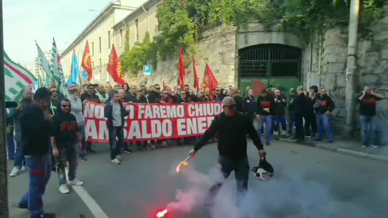 2,000 workers of Ansaldo Energy (manufacturer of power plants) paralyzed almost the entire city