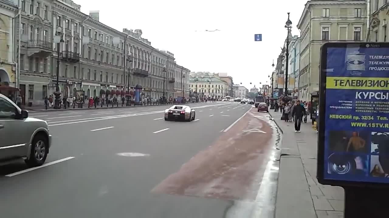 Bugatti Veyron Grand Sport in Russia