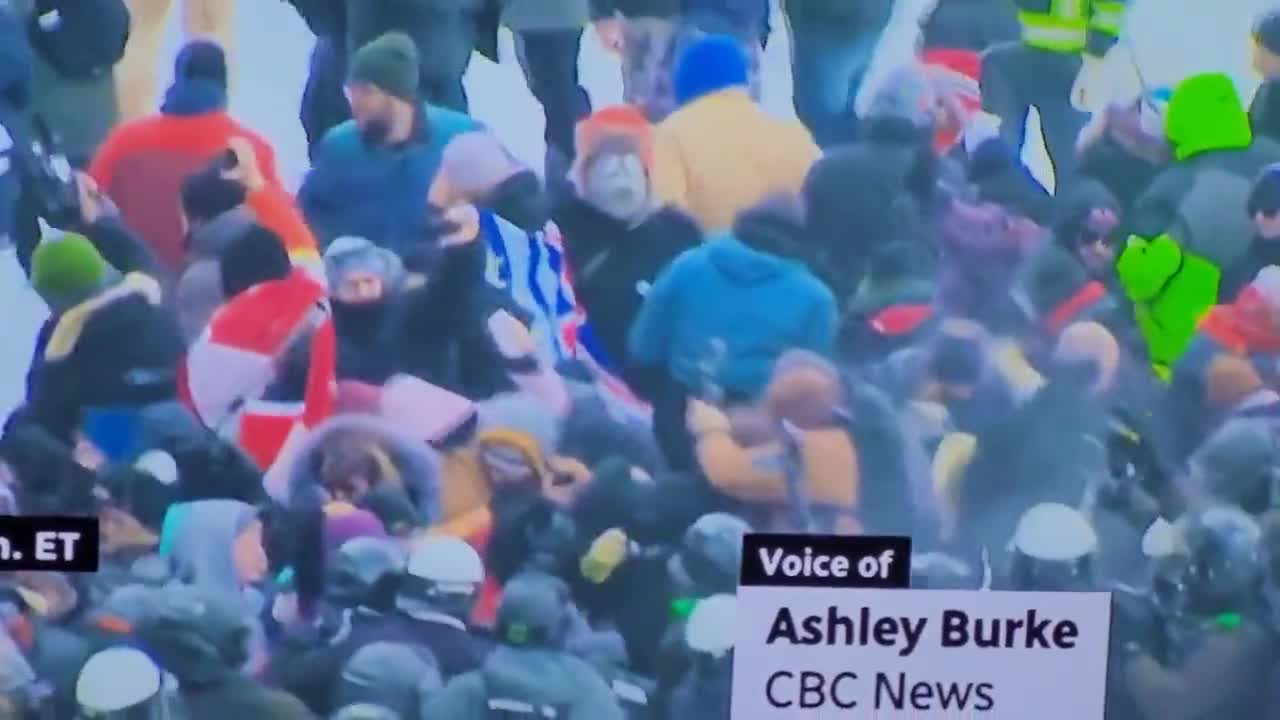 Ottawa Police Claim They’re Not Using Pepper Spraying Protesters. What's This?