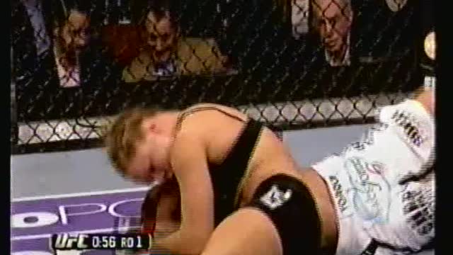 La Final du UFC 157 Liz Carmouche vs Ronda Roussey