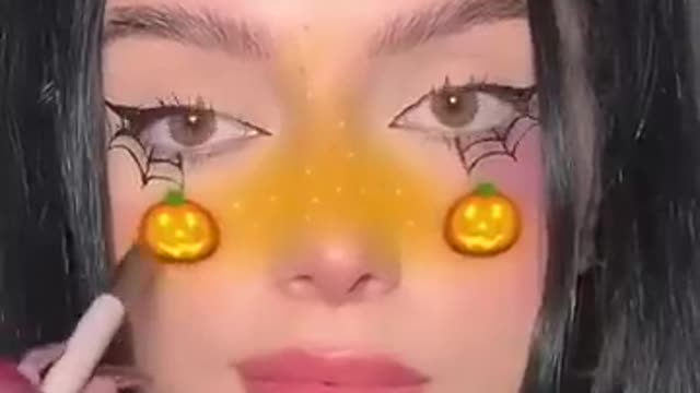 Filters pick my Halloween makeup 🎃