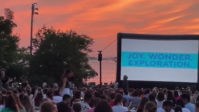 Last "Movie with a View" at Brooklyn Bridge Park happened last Thursday