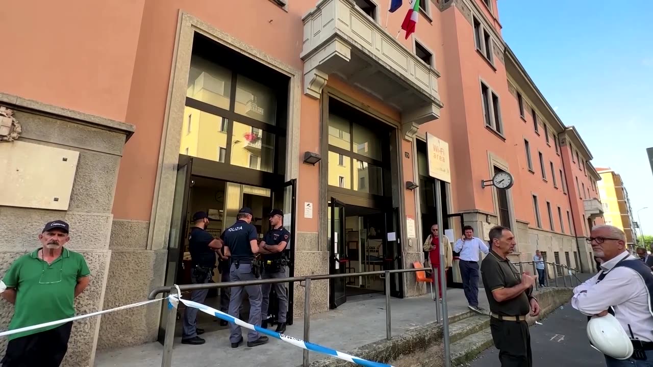 'First floor full of smoke' in Milan fire