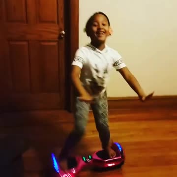 Aaliyah hovering boarding