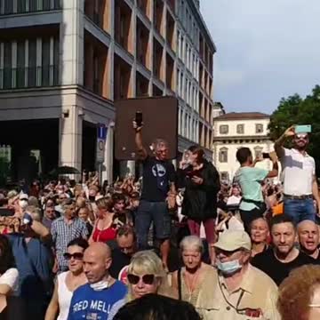 Milano - Manifestazione contro Green Pass