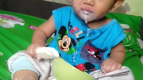 eat ice cream