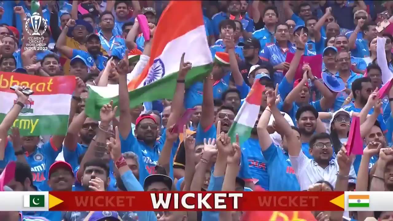 Pandya gets Imam to nick one behind the wicket - CWC23