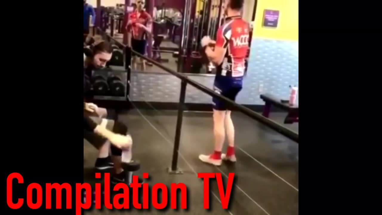 Crazy Funny Gym Fails 9