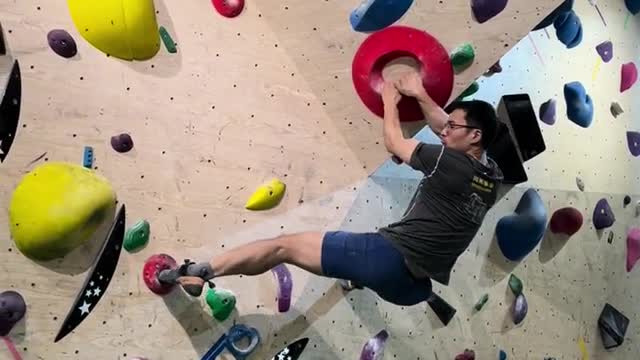 Dunk performance in rock climbing