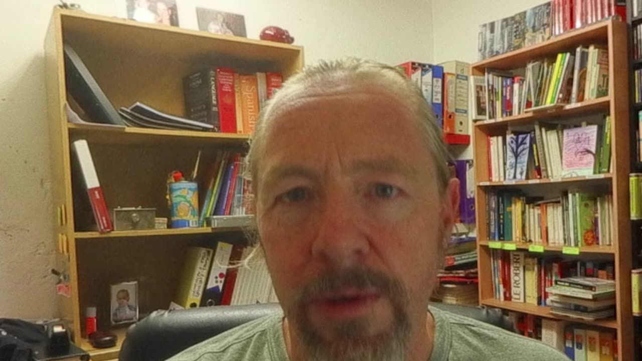 Is Jamie Foxx a complete COWARD???