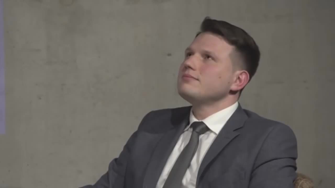 Mentzen Miną Masakruje Wosia
