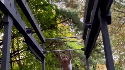World first flip WITH the bar 👏 (davidflips1IG) #ninjatraining #barchallenge #nodaysoff