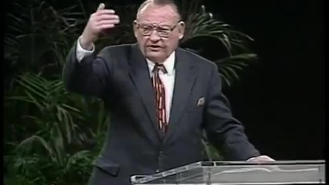 Dispensations 6 Time of Promise part 1 Dr. Lester Sumrall