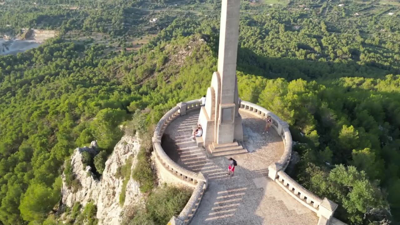 Outdoor aerial photography to record the unique view of the castle on top of the mountain