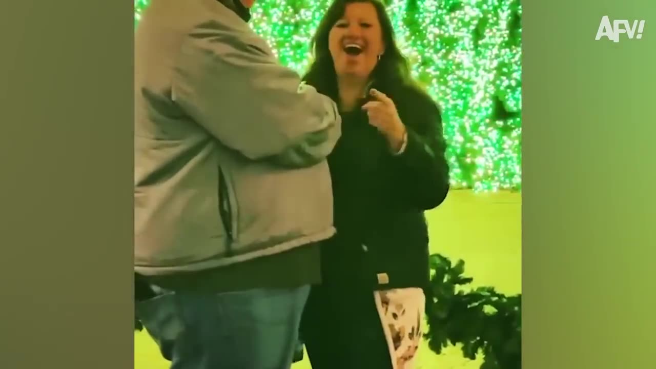 Funny Proposal Fails That Warm the Heart