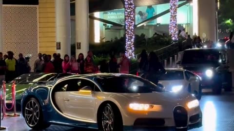 Buggati Chiron in Dubai